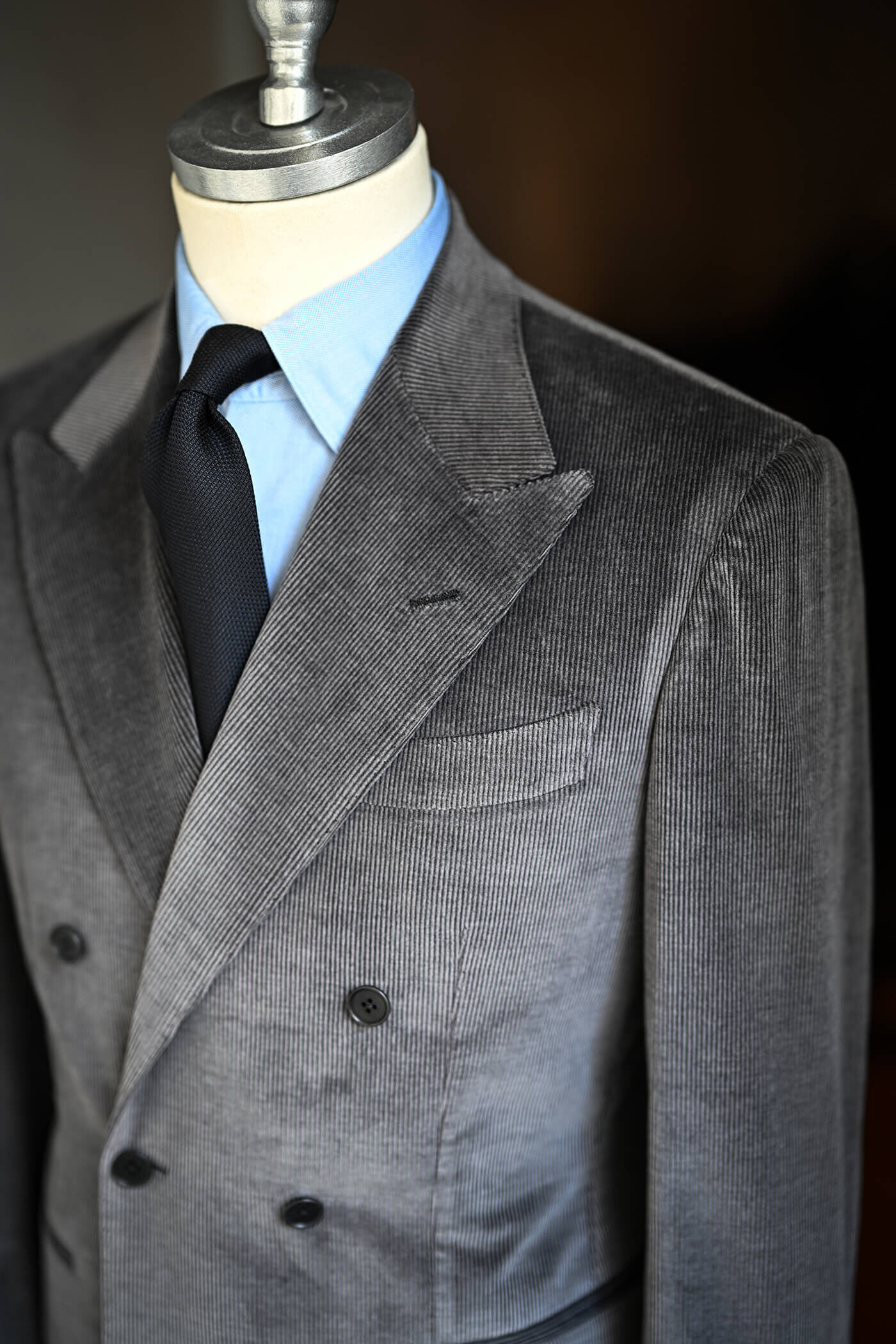 Ermenegildo Zegna CASHCOのコーデュロイで仕立てる冬のオーダースーツ